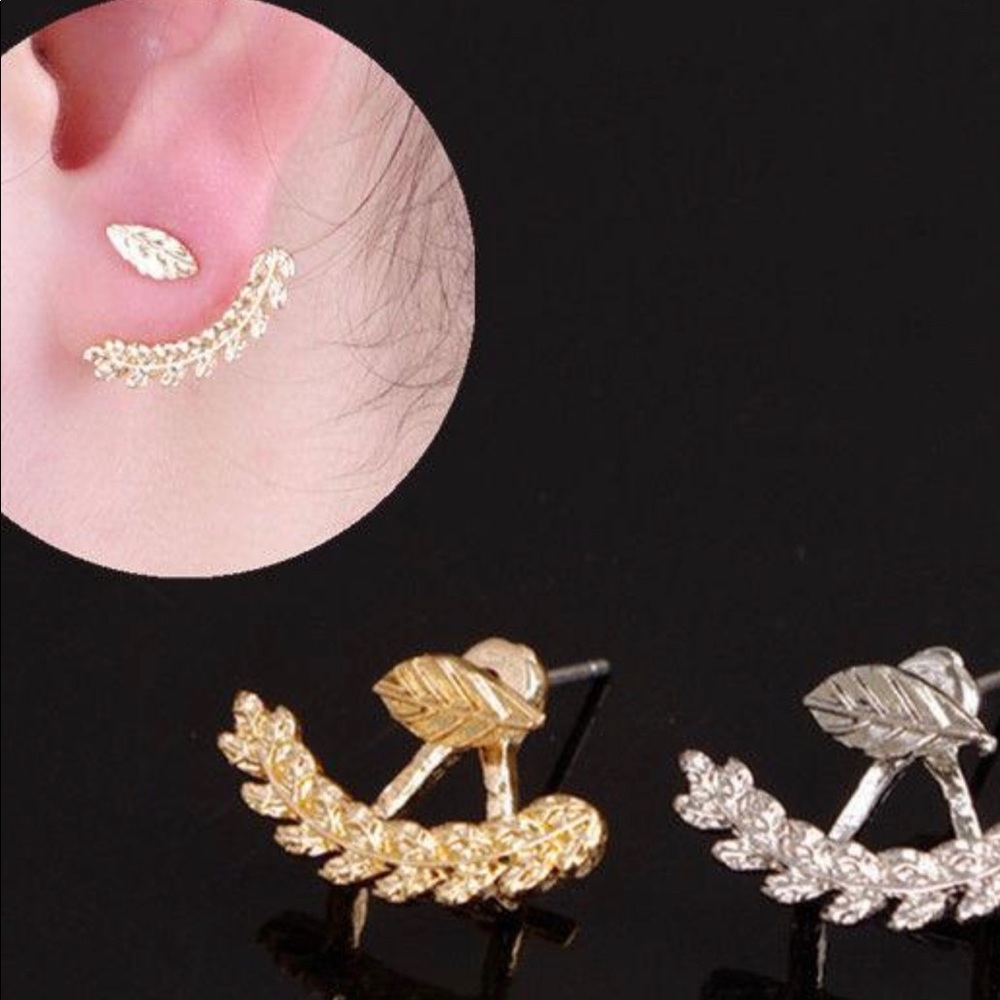 Silver Tone Leaf Ear Cuff